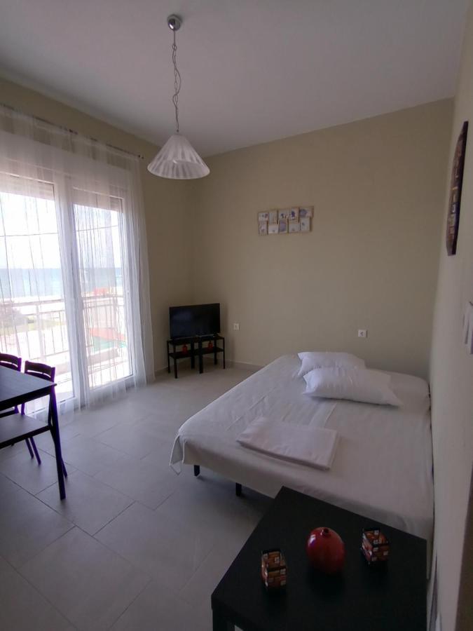 Katerina Apartment Nea Plagia Esterno foto