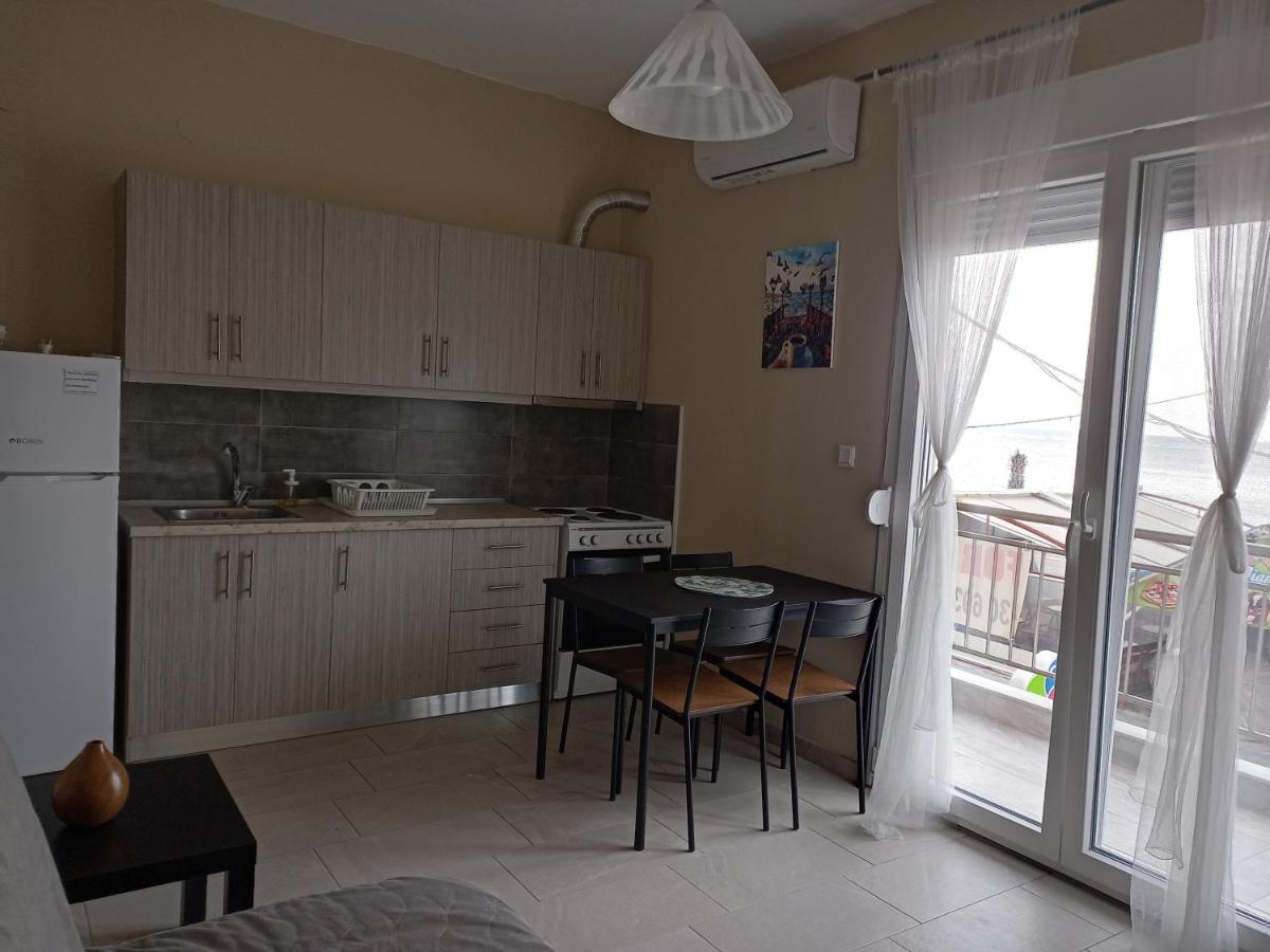 Katerina Apartment Nea Plagia Esterno foto