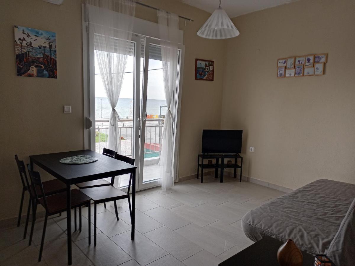 Katerina Apartment Nea Plagia Esterno foto
